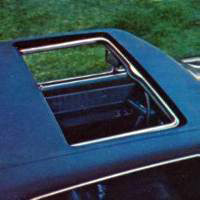 1972 Continental Mark IV - sunroof - optional