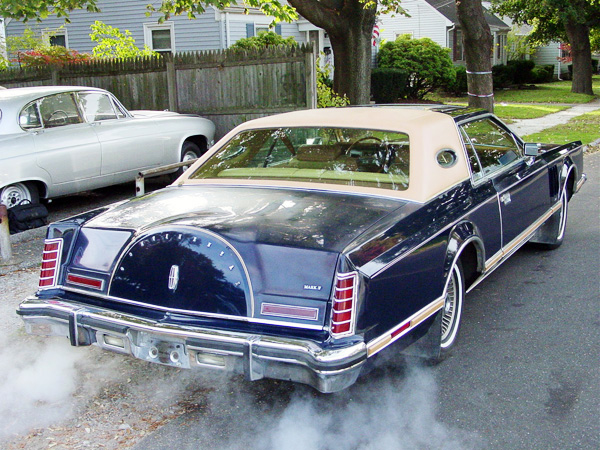 1977 Continental Mark V Bill Blass equipped w/ dual exhaust system 