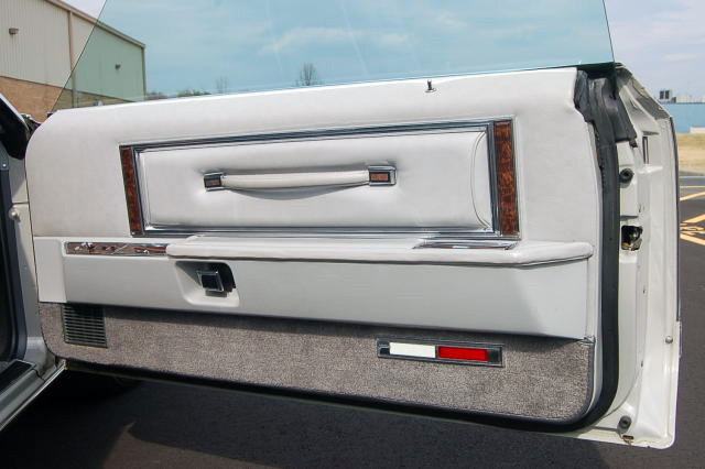 1977 Continental Mark V Cartier door panel w/leather interior