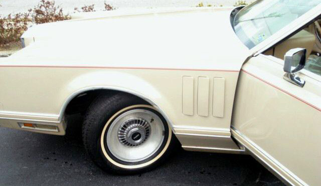 1978 Continental Mark V Cartier w/optional forged aluminium wheels 