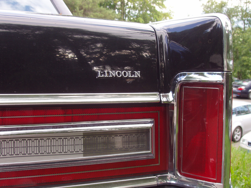 1977 Lincoln Continental Town Car