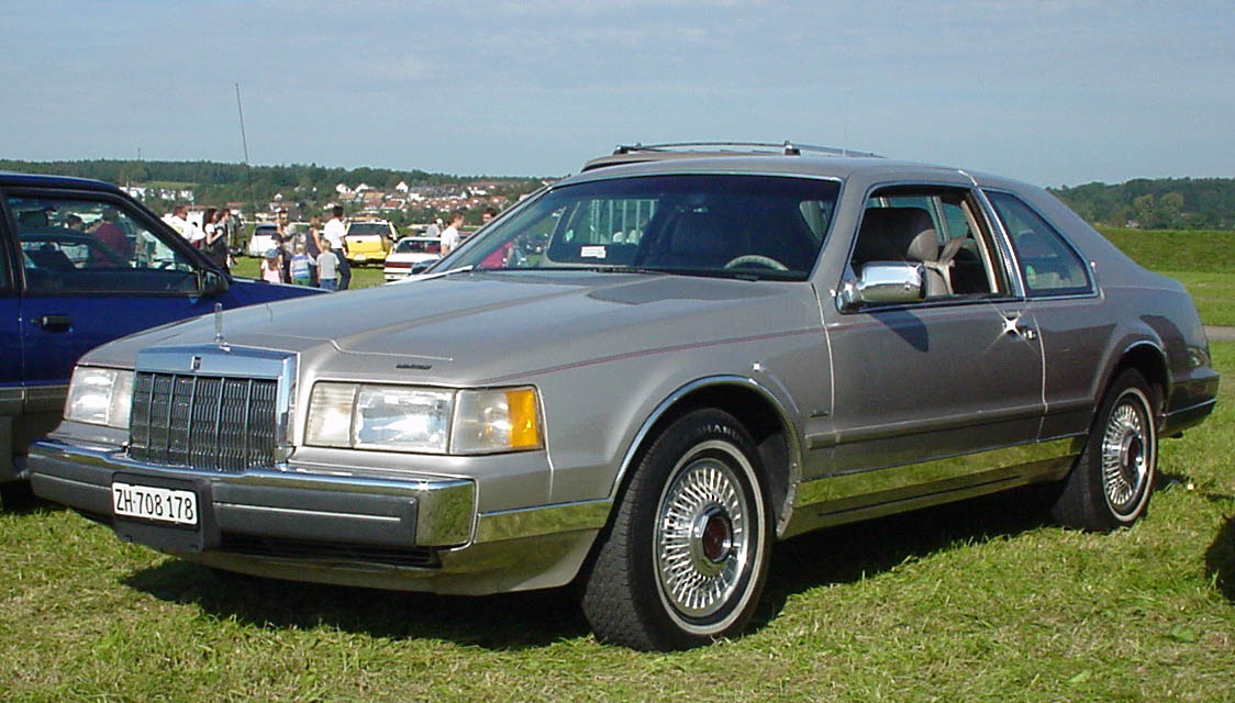 1989 Lincoln Mark VII Bill Blass